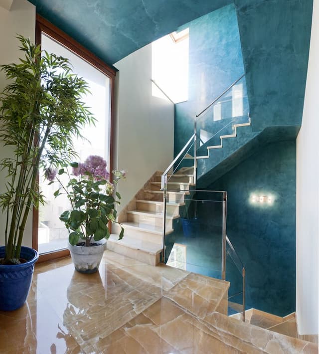 Wspaniała willa w nowoczesnym stylu położona na osiedlu Condomina w San Juan, Alicante.