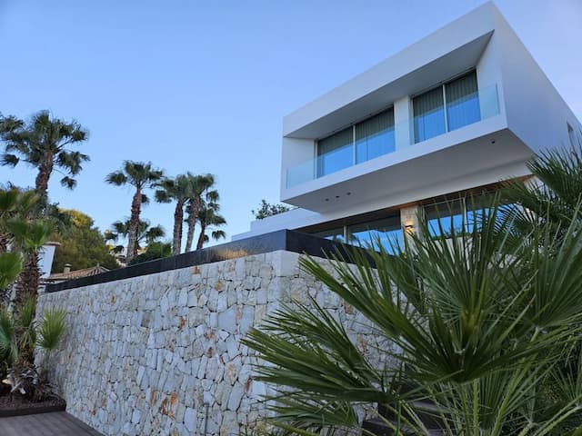 Moderne Villa in Balcón al Mar, Jávea