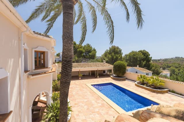 Außergewöhnliches Anwesen mit herrlichem Blick auf das Meer, das Tal und den Berg in Javea (Alicante)