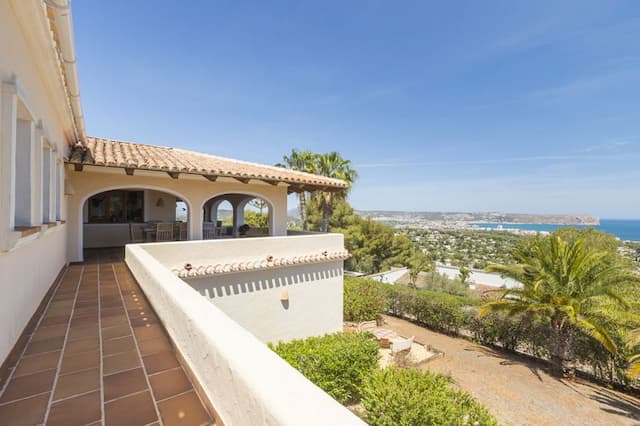 Propriété exceptionnelle avec vue magnifique sur la mer, la vallée et la montagne à Javea (Alicante)