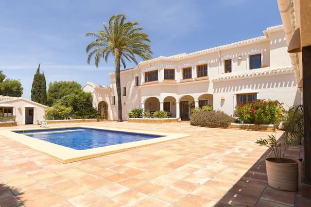 Propriété exceptionnelle avec vue magnifique sur la mer, la vallée et la montagne à Javea (Alicante)