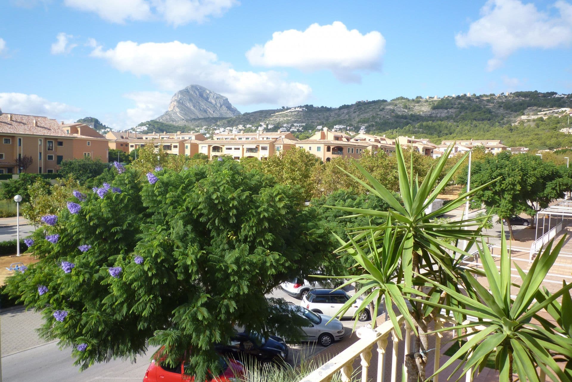 Duplex flat located in the Port, Jávea (Alicante).