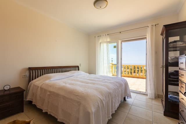 Spacious villa overlooking the island of Portichol in the urbanization Balcon al Mar de Jávea (Alicante) Spain.