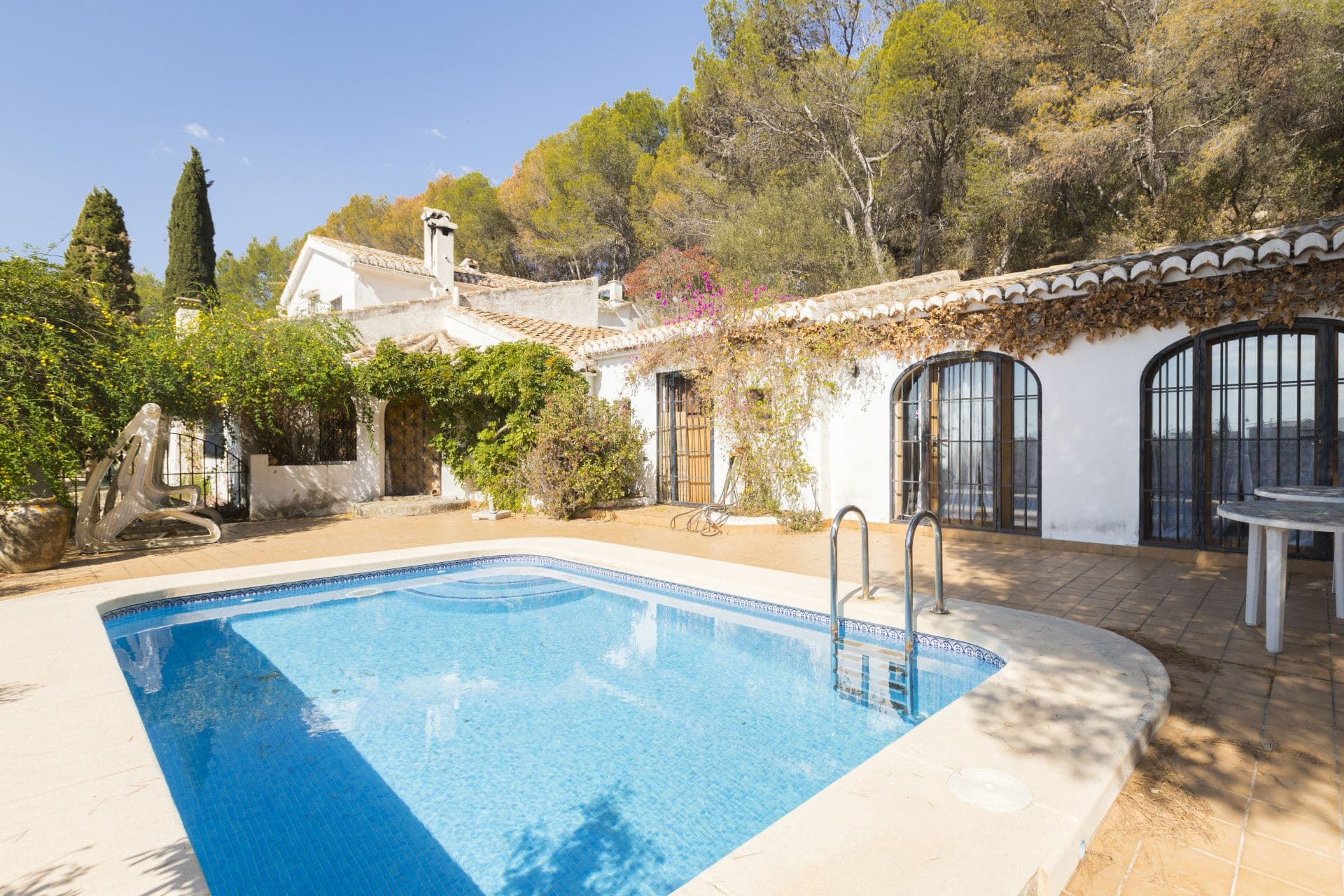 Traditional villa at the foot of the hermitage of Saint Lucia in Javea (Alicante)