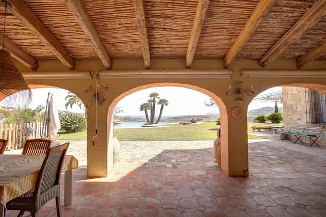 Traditional mediterranean finca with lots of privacy and fantastic views in Moraira (Alicante)