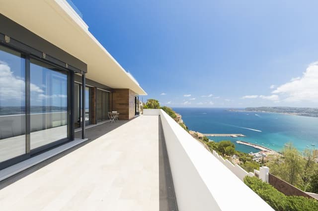 Beeindruckende Villa mit schöner Aussicht in Cuesta San Antonio, Jávea.