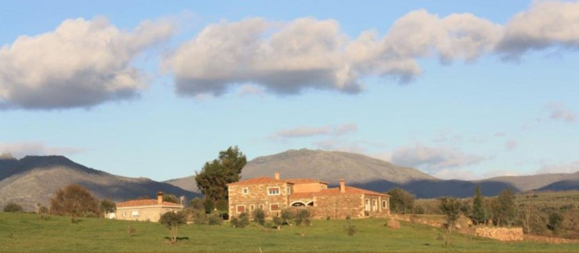 Ekskluzywny dom letni na łonie natury w Cáceres, Estremadura.