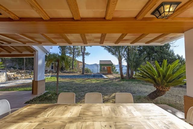 Newly renovated villa in the Marxuquera next to Gandía for sale.