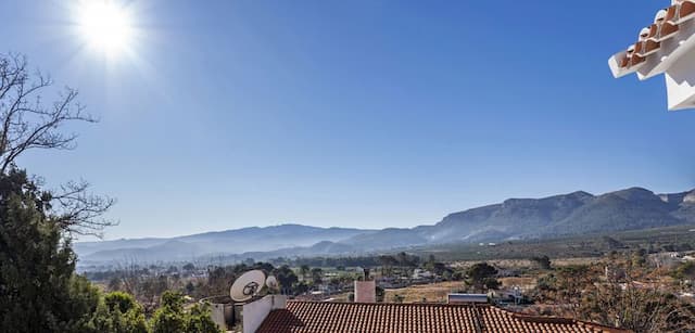 Newly renovated villa in the Marxuquera next to Gandía for sale.