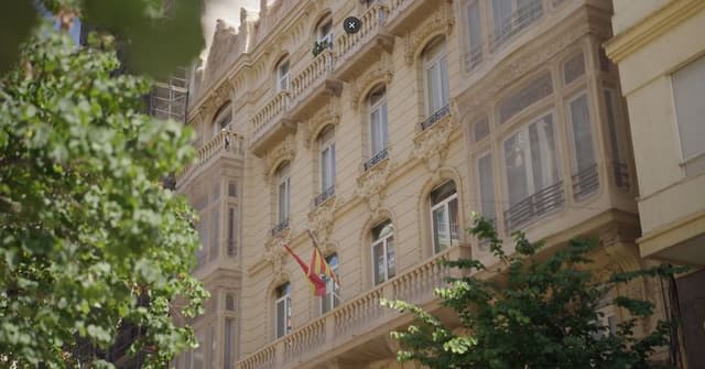 Palatial Residence in Valencia City Centre by Mercado de Colón