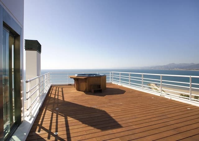 Villa contemporaine avec vue mer, à Cap Blanc, Cullera.