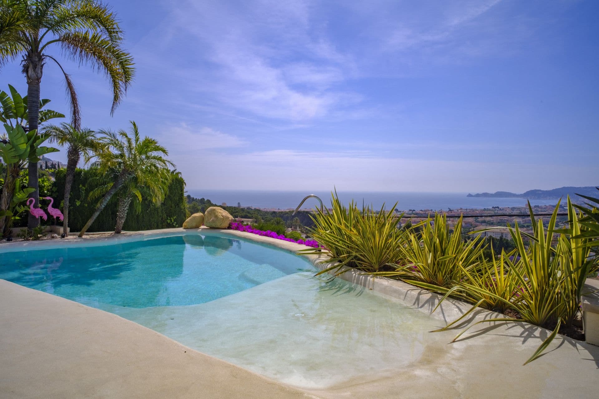 Willa z dużą prywatnością w okolicy Puchol, Jávea.