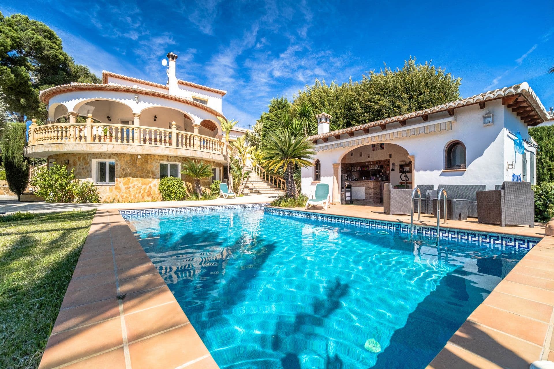 Exklusive Villa im mediterranen Stil nahe zum Strand Portichols, Jávea.