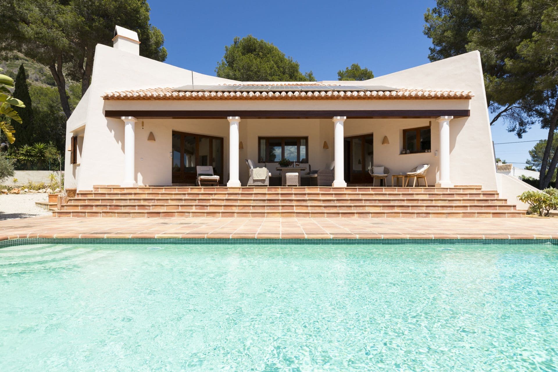 Villa in mediterrane stijl met open uitzicht op de vallei, gelegen in Montgó, Jávea (Alicante)