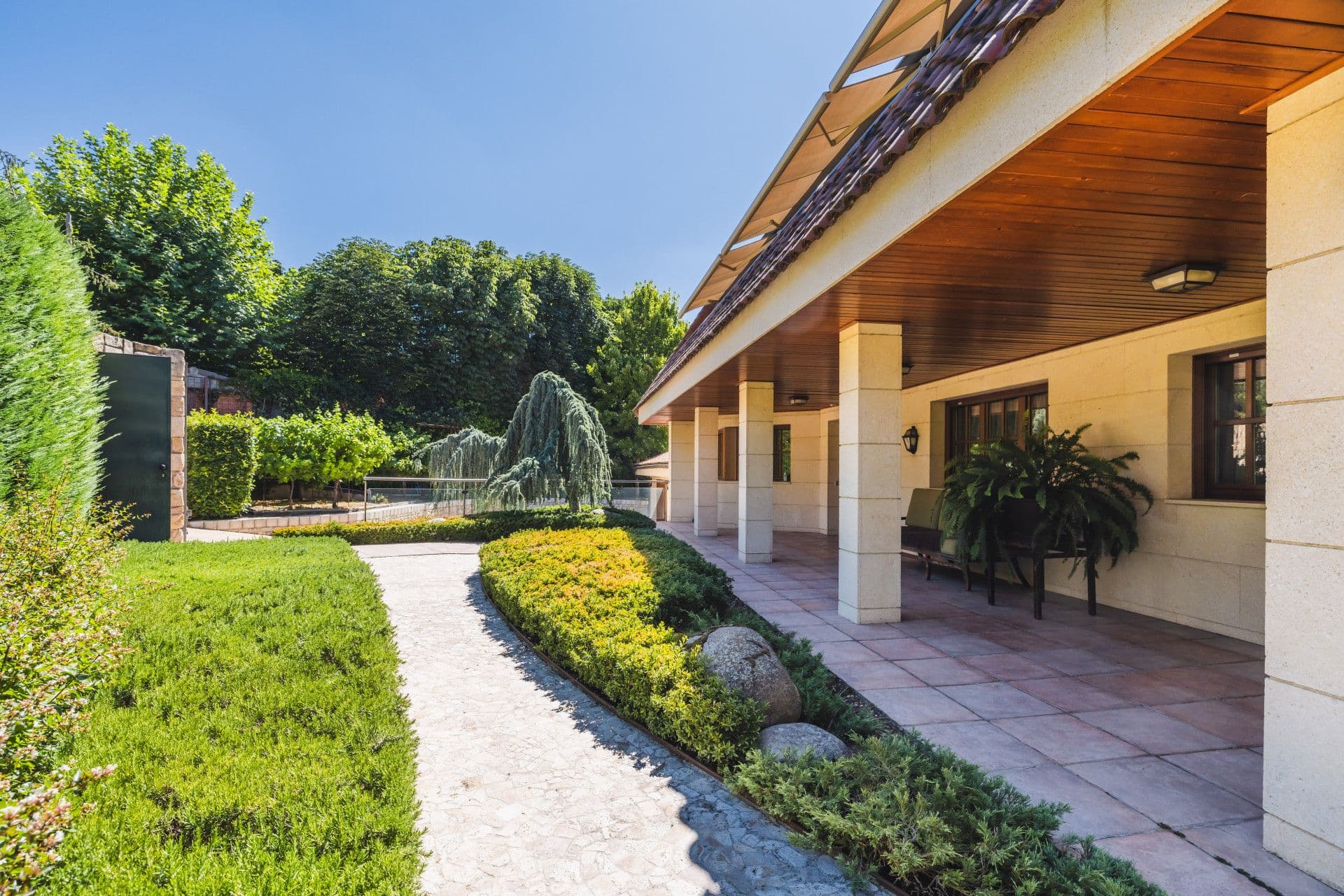 Unabhängiges Chalet zum Verkauf in Parque Conde de Orgaz, Madrid.