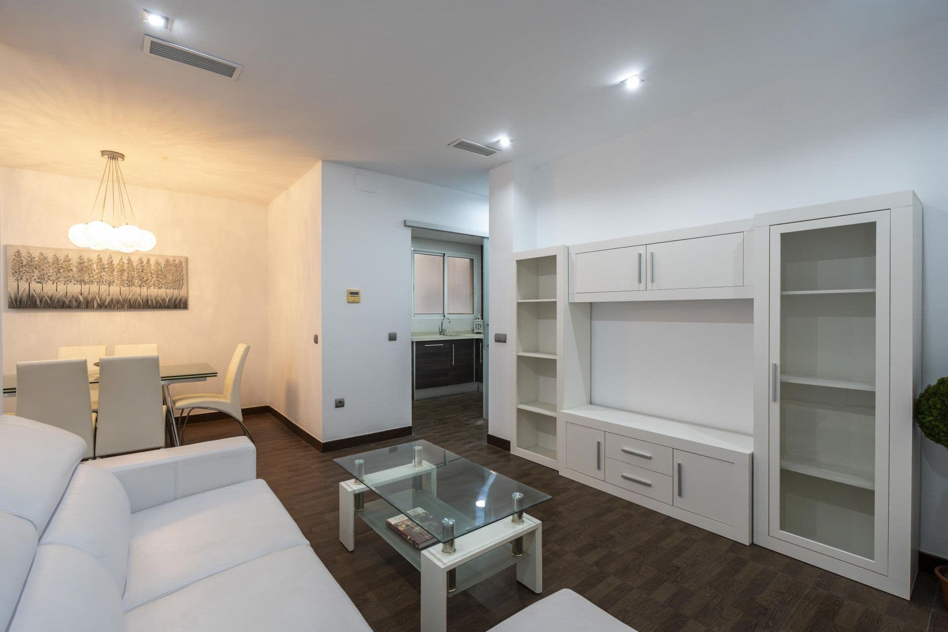 Recently refurbished housing, next to the Plaza del Ayuntamiento de Valencia.